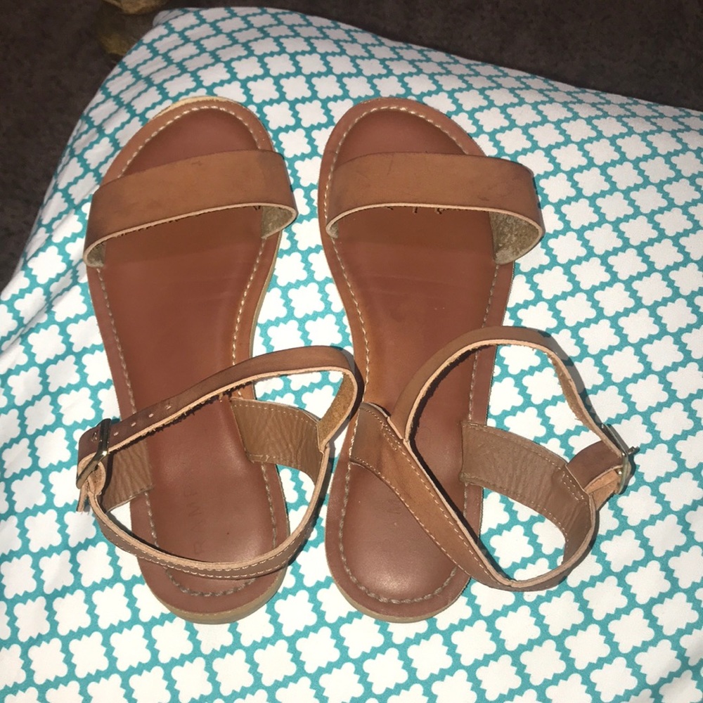 Brown sandals!!